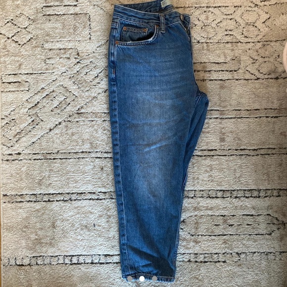 Topshop-Petite Denim Moto Jeans - Picture 2 of 3
